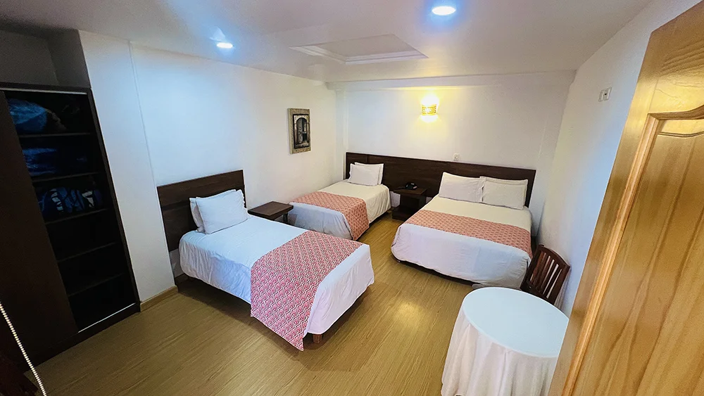 Habitacion Cuadruple - Casona Contemporanea